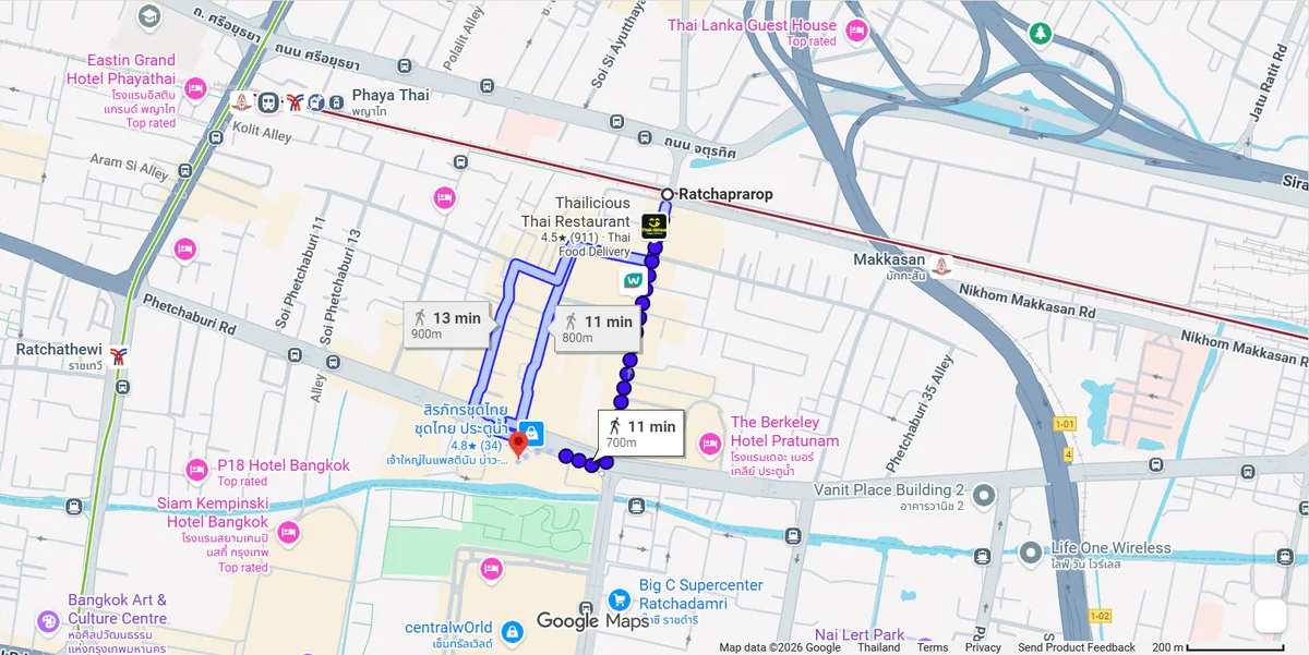 Google Maps walking route from Airport Rail Link Ratchaprarop station to Platinum Fashion Mall, about 11 minutes